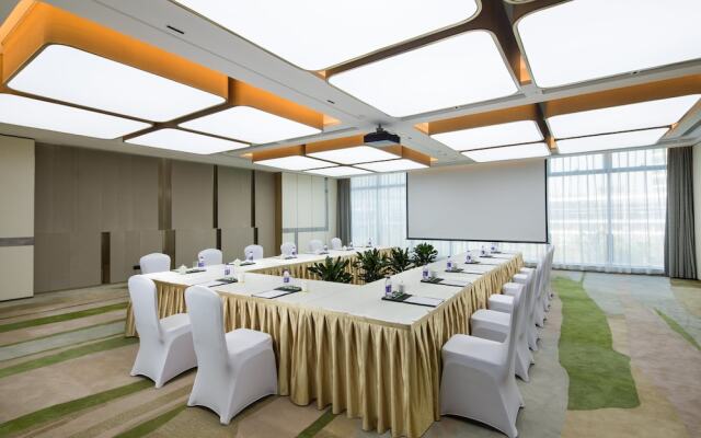 Holiday Inn Zhengzhou Riverside