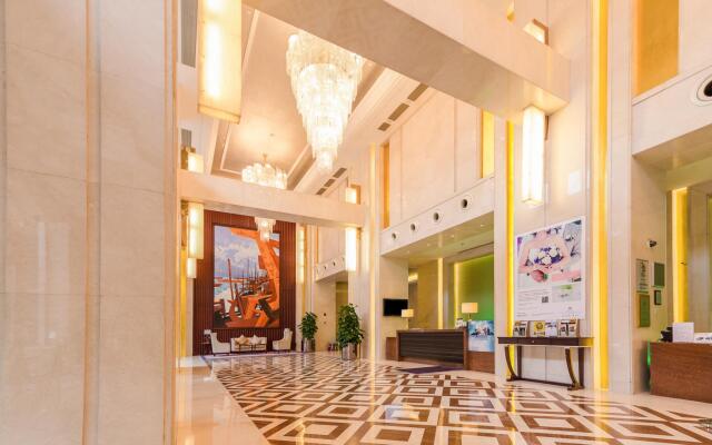 Regal Plaza Hotel & Residence Waigaoqiao