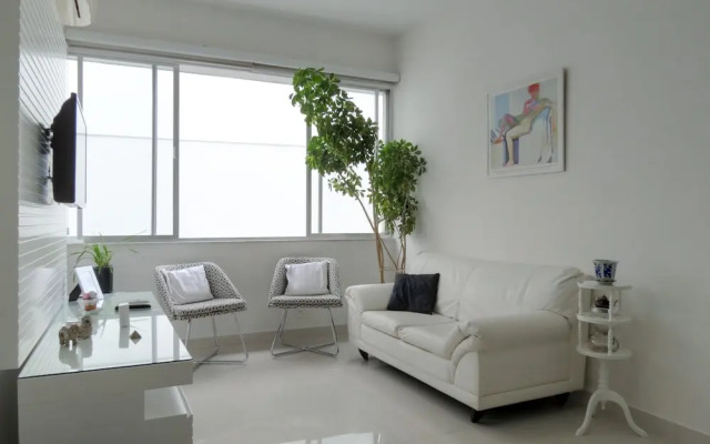 LinkHouse Clean & Comfort 2-BDR Copacabana C2-0046