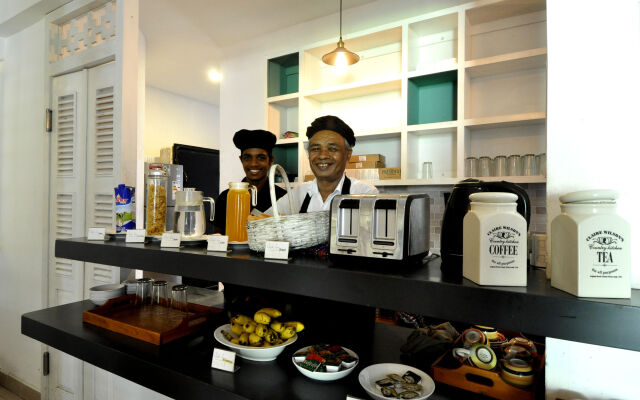 Clock Inn Dehiwala - Hostel