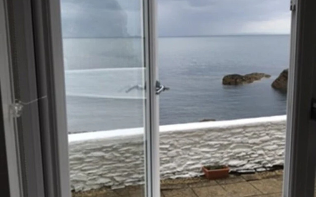 Beautiful sea View Apartment