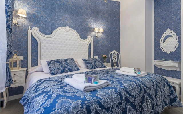 Puerta del Sol Center