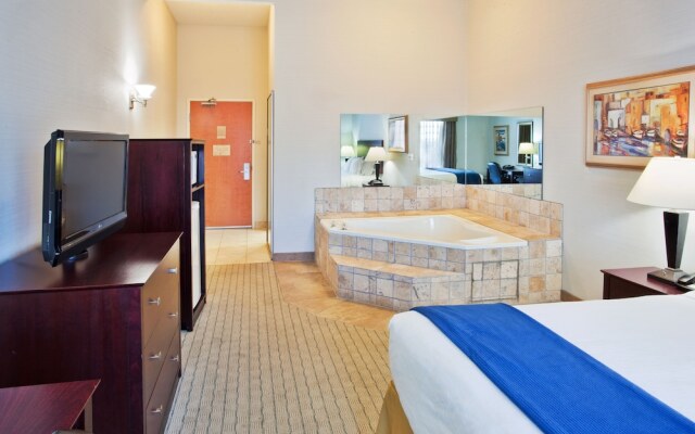 Holiday Inn Express & Suites Bremen