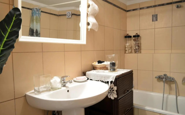 Delmare Dion apartment