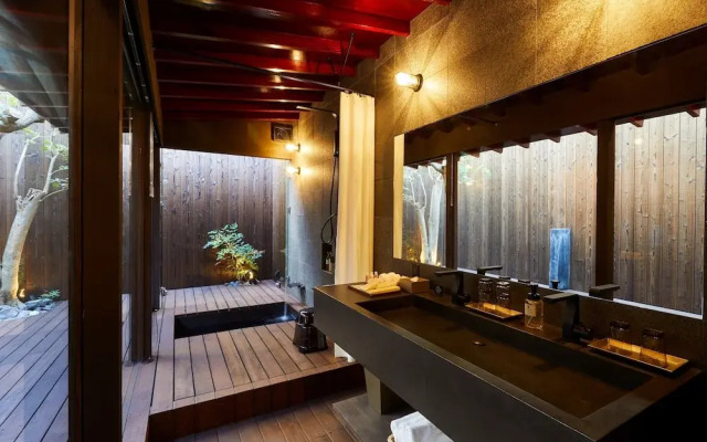 Rinn Premium Machiya Townhouse Kyoto Nijo Castle North