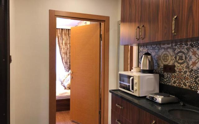 Rose Mansion by Otantik Suites