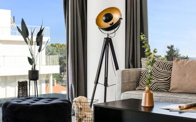 Sanders Gaia Bright 2 Bdr Apt With Sea View