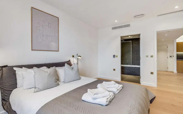 Refined 3-bedroom Condo