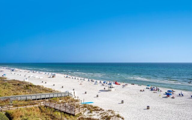 Majestic Beach Towers 1-407