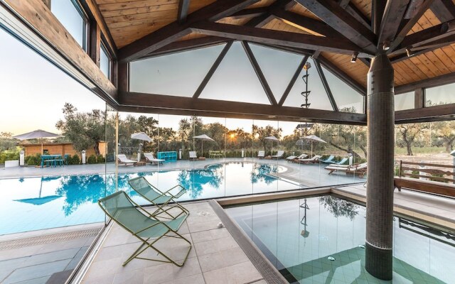 Traldi Resort
