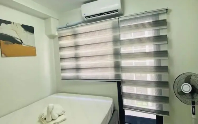 Shore 2 Tower 2 Unit 706
