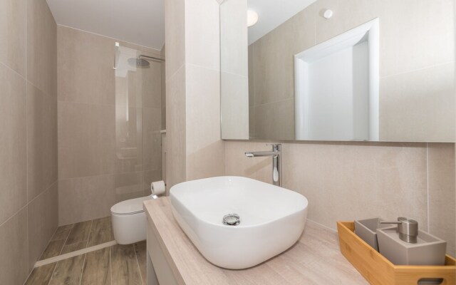 Makarska Beach Apartments Mara