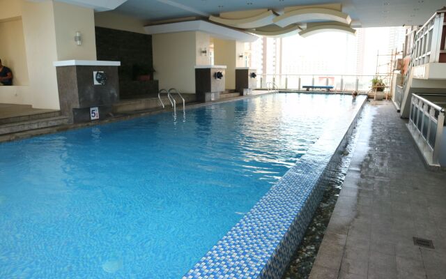 Sea Pearl Manila Suites