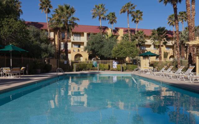 La Quinta Inn & Suites Las Vegas Airport North Convention Center