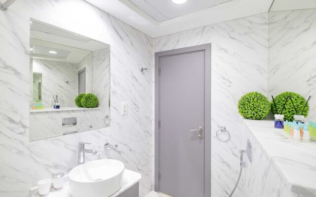 LUX The Marina Ocean View Suite 3