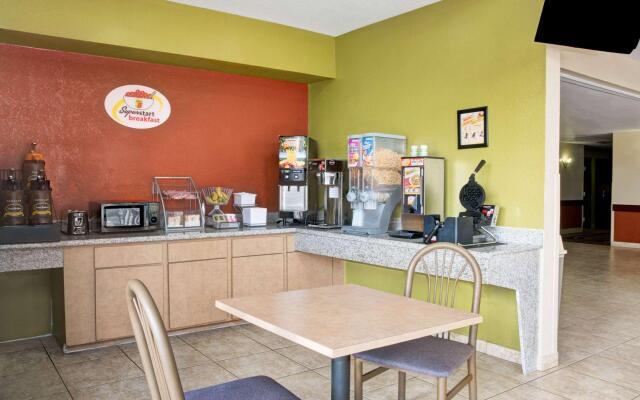 Red Lion Inn & Suites IAH Airport East