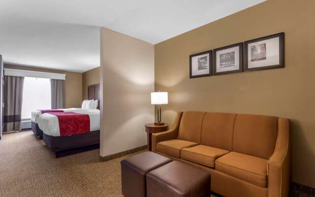 Comfort Suites North