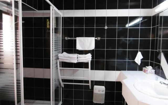 Gîtes et Chambre d'Hôtes A l'Arc en Ciel