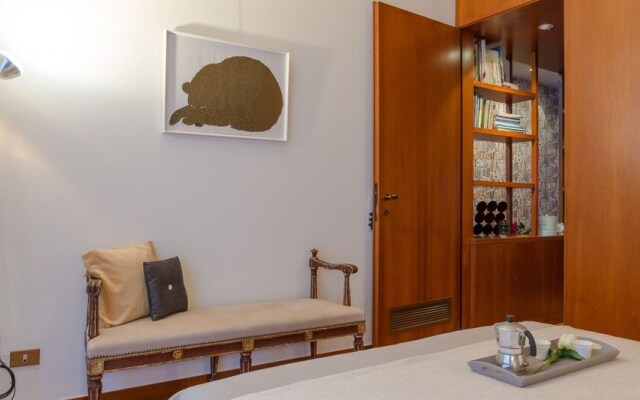 Montenapoleone Luxury Flat