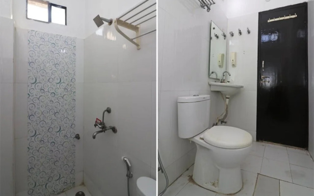 Hotel The Taj by OYO Rooms