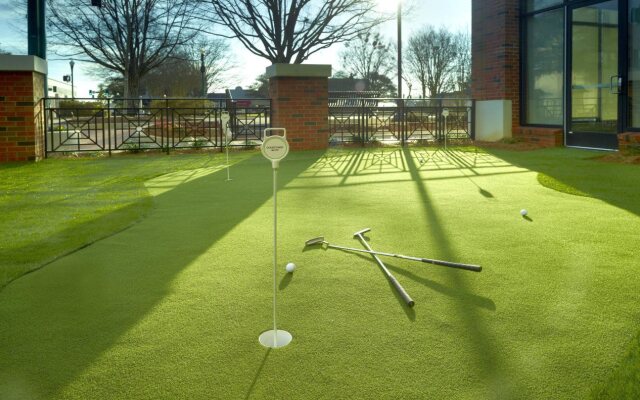 Courtyard by Marriott LaGrange