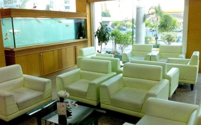 River Hotel Nakhon Pathom