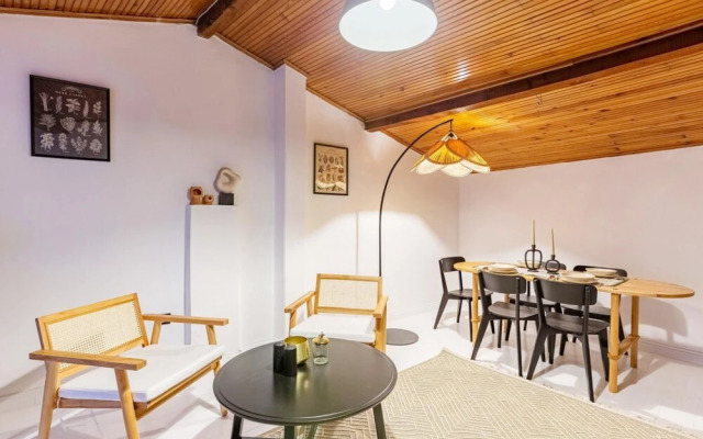 Central Flat Near Taksim Square in Sisli