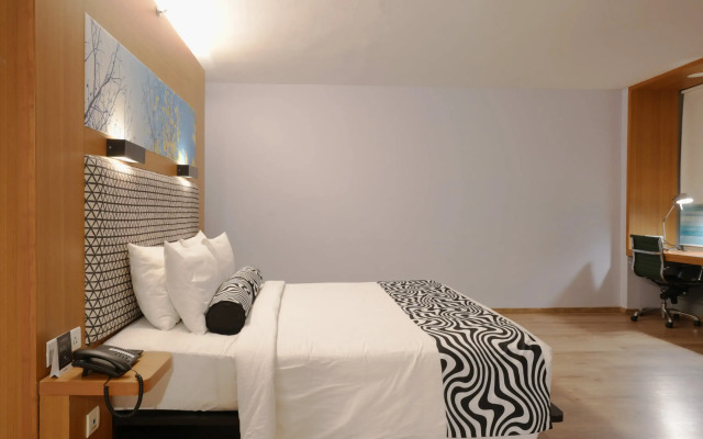 Sunday Hotel Chandigarh Zirakpur