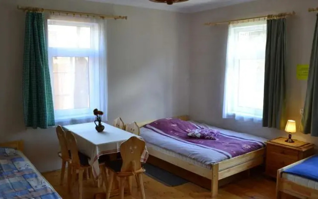 Old Cottage Advocate