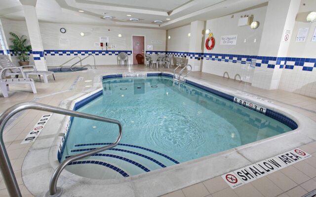 Fairfield Inn & Suites Sudbury