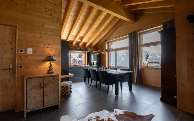 Anna Isabelle Penthouse