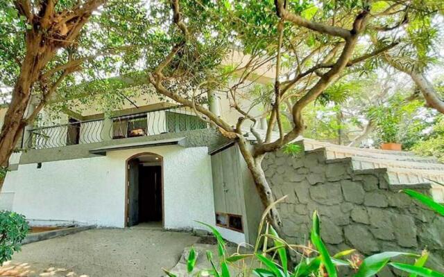Oceanfront, Private Pool Villa, 2 Bed • UttanBeach