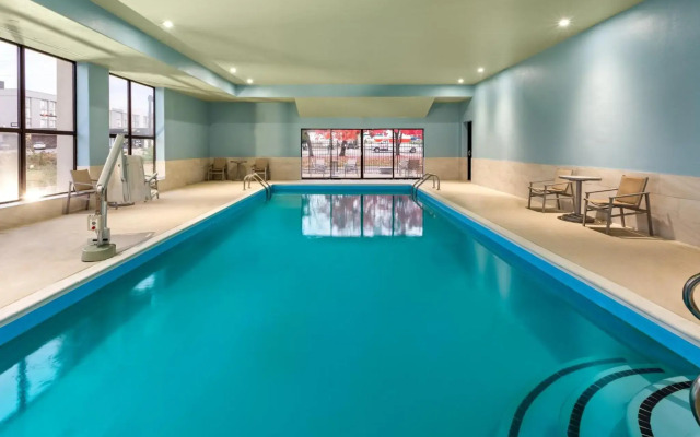 Holiday Inn Express New Albany - Louisville NW by IHG