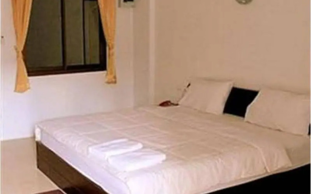 P.T.N. Apartment