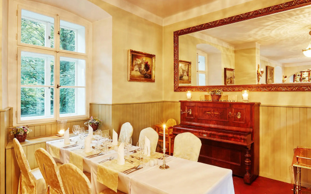 Chateau Hostacov