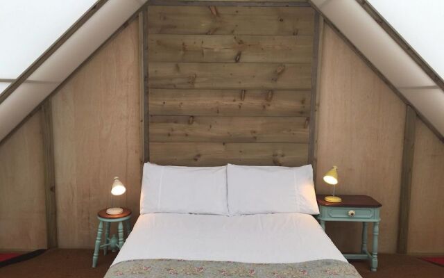 Killarney Glamping at the Grove