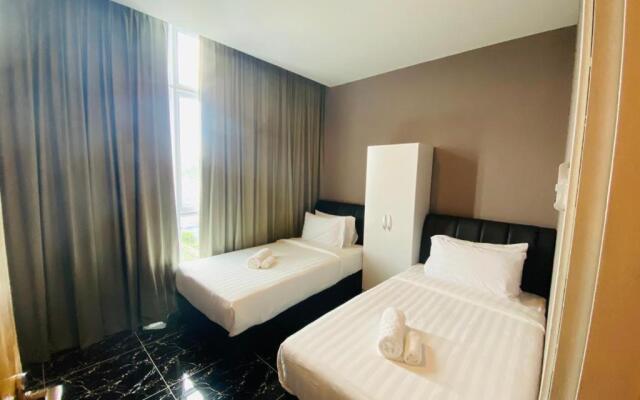 Stirling Suites