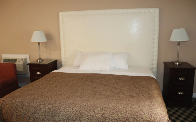 Falls Lodge by the Falls