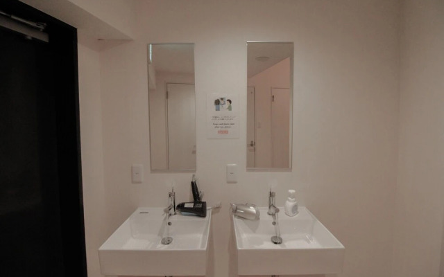 bnb+ Namba - Hostel