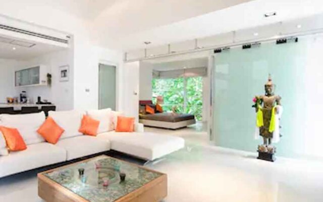 Luxury 2 Bedrooms Penthouse Kamala Escape