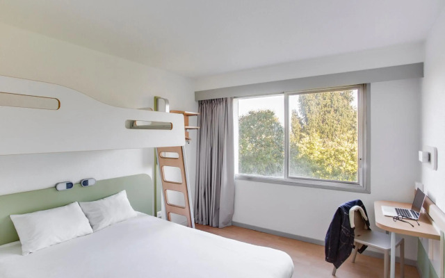 ibis budget Pau Lescar