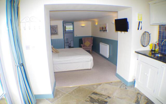 Lynwood House Self Contained Studio