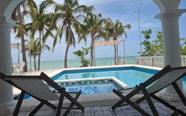 Casa del viento celestun