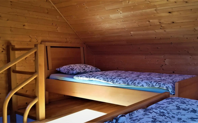 Mountain peaks Apartment with Sauna