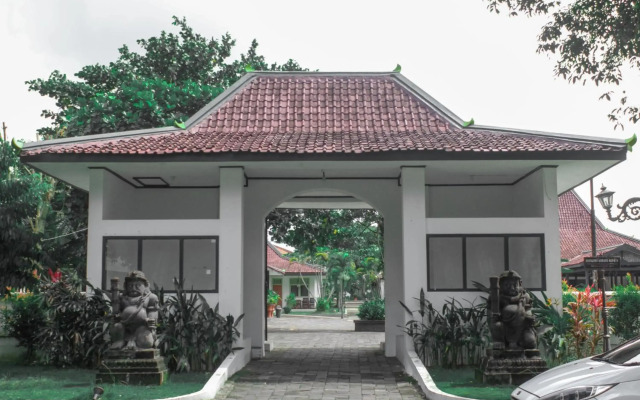 Royal Brongto Hotel