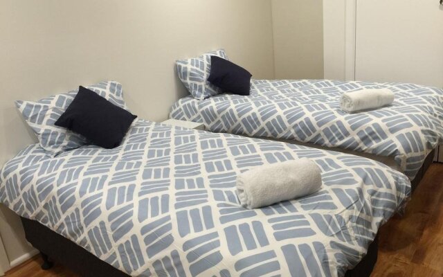 Ivy Units Glen Waverley