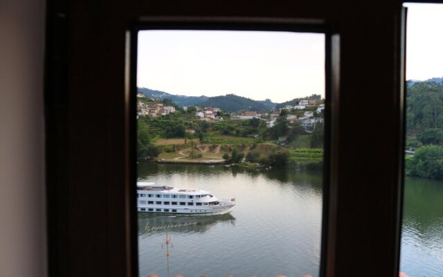 House With 4 Bedrooms in Varzea do Douro, With Furnished Garden and Wi