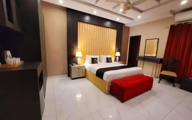 Palm Tree Hotel & Luxury Suites