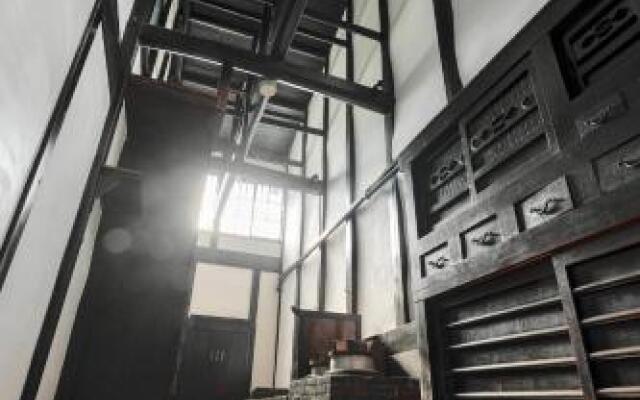 Campton Nishijin Vacation Rental