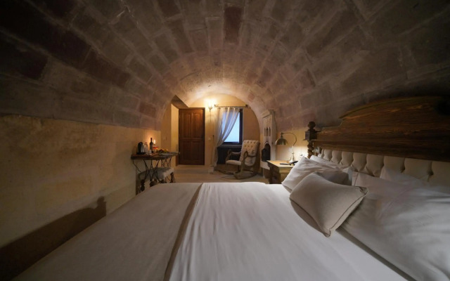 Maya Cave Hotel